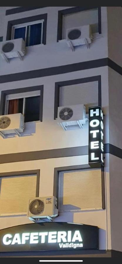 Hotel Valldigna Tavernes de Valldigna Bagian luar foto