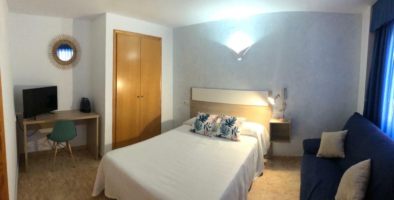 Hotel Valldigna Tavernes de Valldigna Bagian luar foto